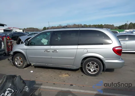 2004 Dodge Grand Caravan Sxt z USA, uszkodzony, nr VIN 2D4GP44L64R530848